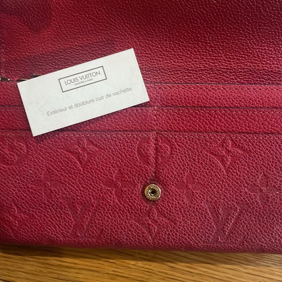 Louis Vuitton Red Monogram Empreinte Leather Wallet- authentic good condition - Picture 4 of 10